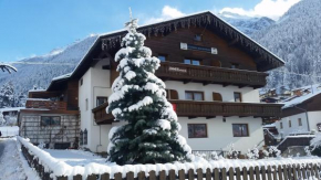 Отель Alpensport Appartement Stubai - Tannenheim  Нойштифт, Штубайталь